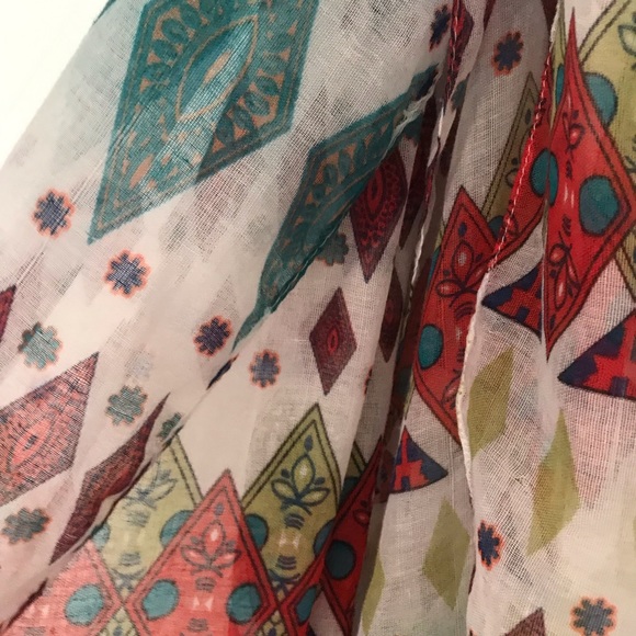 Pattern scarf - Picture 3 of 3